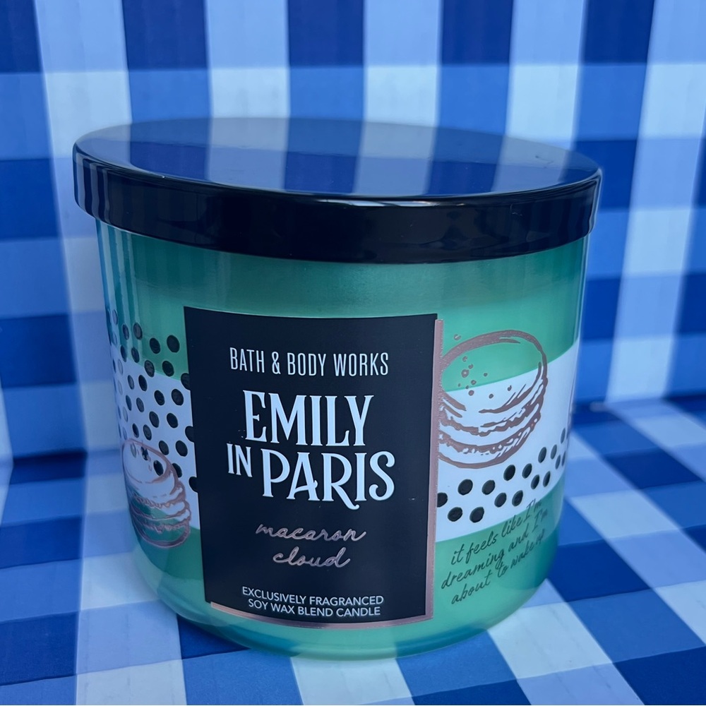 NEW BBW - Emily in Paris - Macaron Cloud
